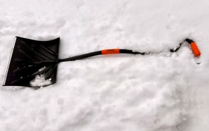 snow shovel