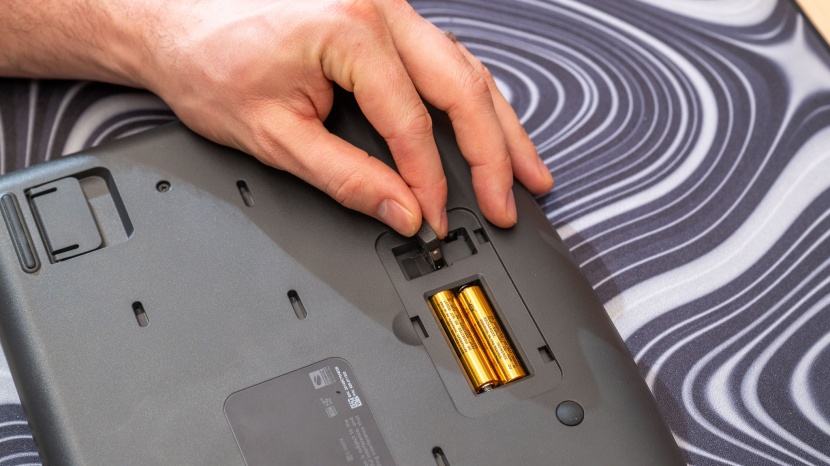 logitech wave keys - we love it when wireless keyboards come with a storage compartment...