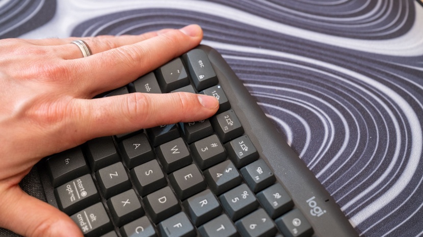 logitech wave keys - do less reaching by remapping your most common functions to the most...