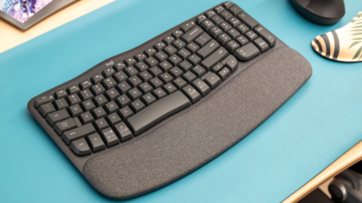Logitech Wave Keys Review