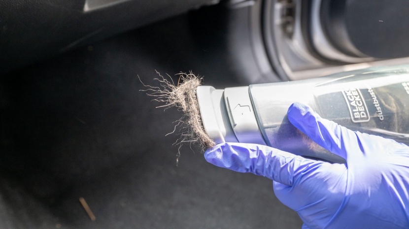 black+decker dustbuster 8v - removing the hair snagged in the bristles felt like a bit of an...