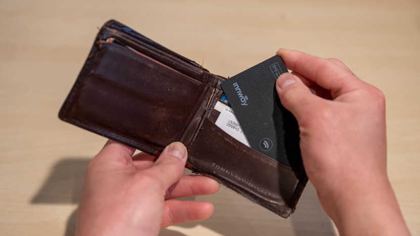 innway card find my - the innway card&#039;s shape makes much more sense for wallets.