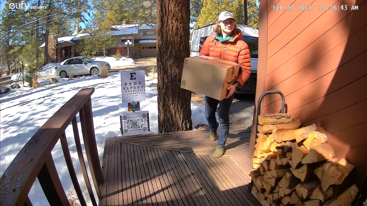 Eufy Floodlight Cam E340