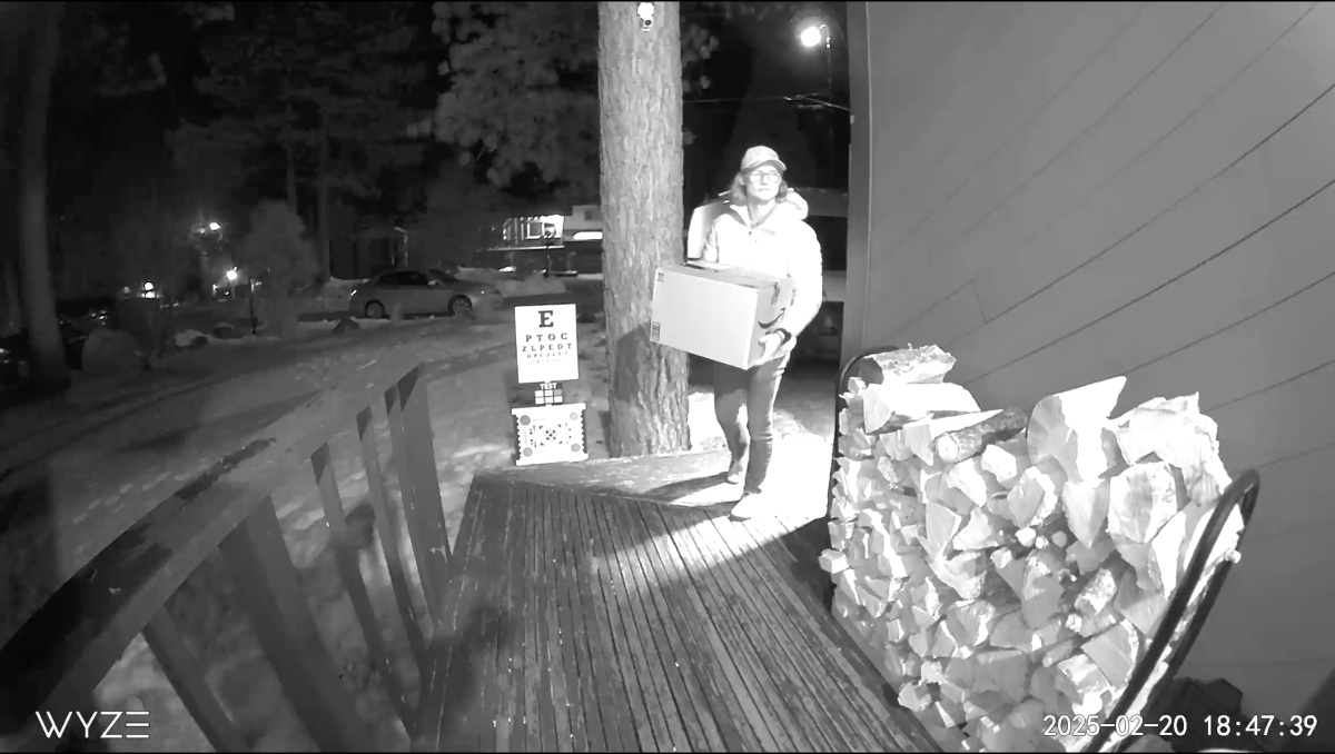 Wyze Cam Floodlight v2