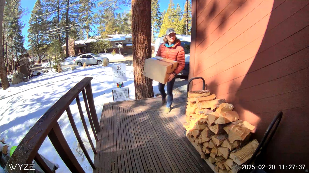 Wyze Cam Floodlight v2