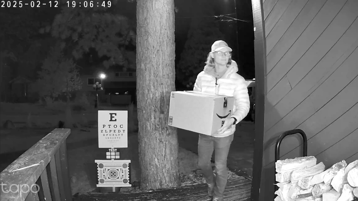 TP-Link Tapo 2k Pan c210