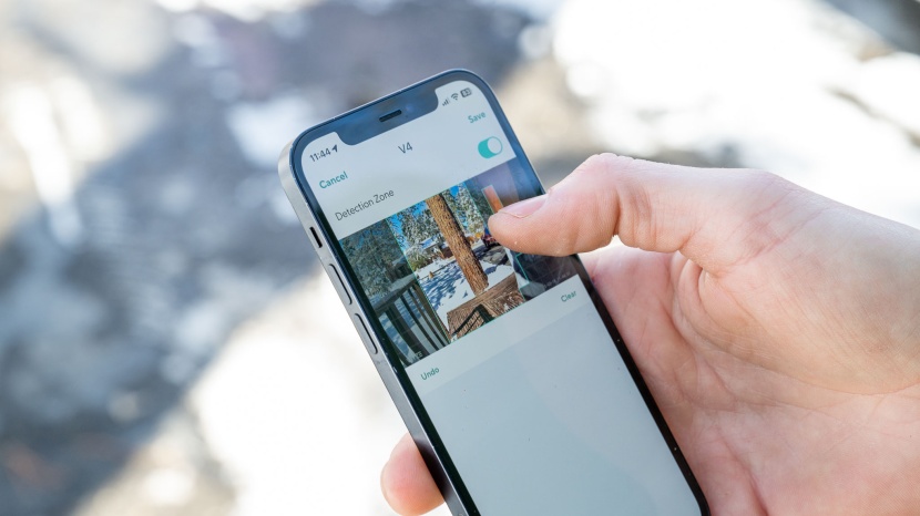 detection zones are easy to set within the wyze app.