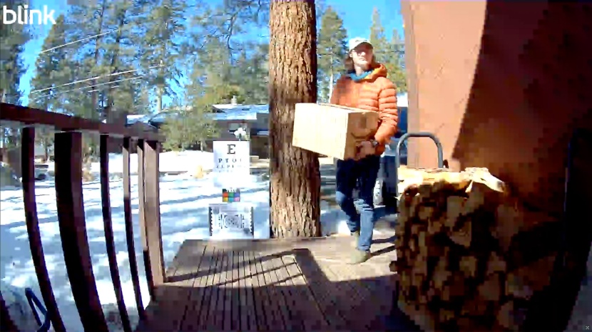 blink mini 2 - the pixelation in this daytime capture on the blink mini 2 lacks...