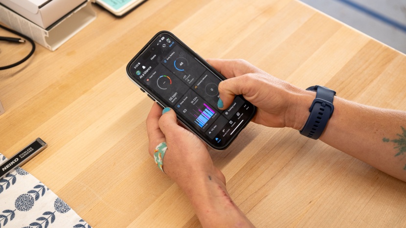 garmin vivoactive 5 - the vivoactive performs beautifully without needing a tethered...
