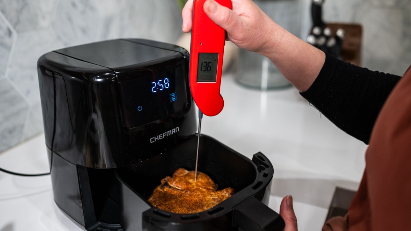 chefman compact - the chefman mini cooked everything to temperature very quickly.