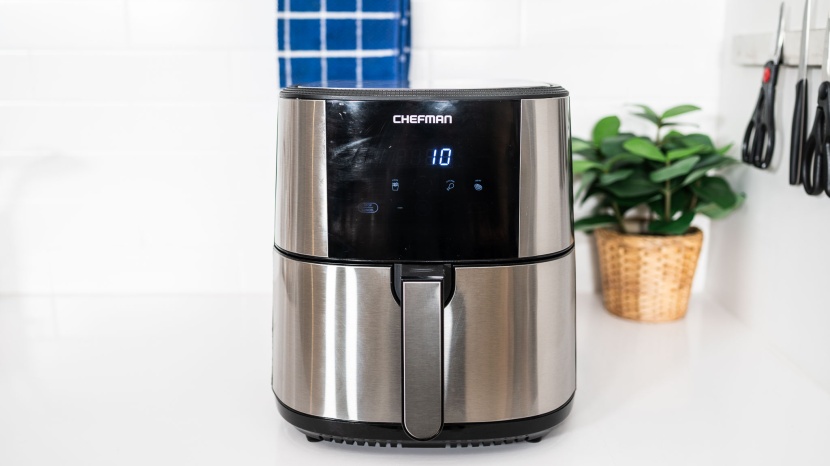 chefman turbofry touch - the chefman turbofry combines a larger capacity with a small...