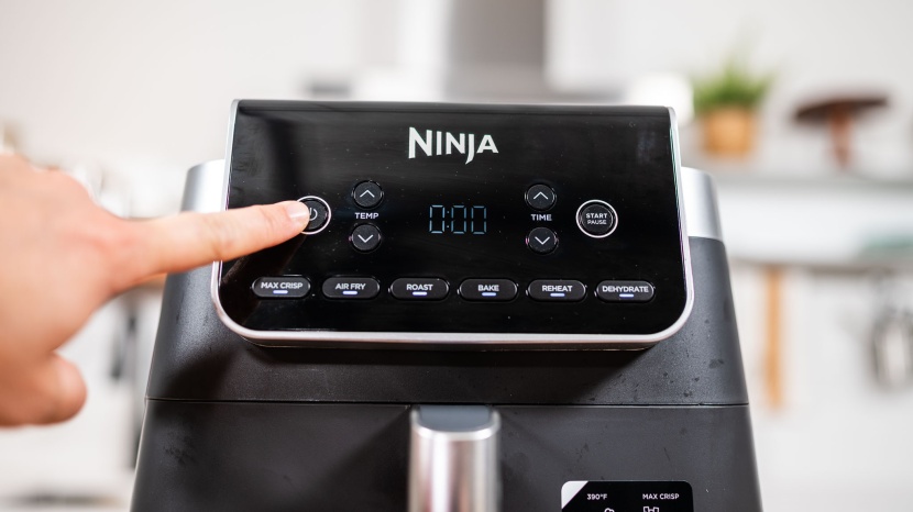 ninja pro xl - the ninja pro xl has an easy-to-use interface, with a few quirks.