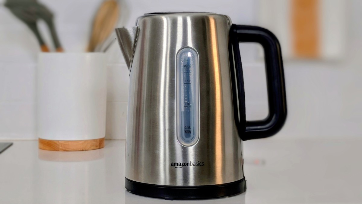 Amazon Basics Electric Kettle Review (Amazon Basics electric kettle)