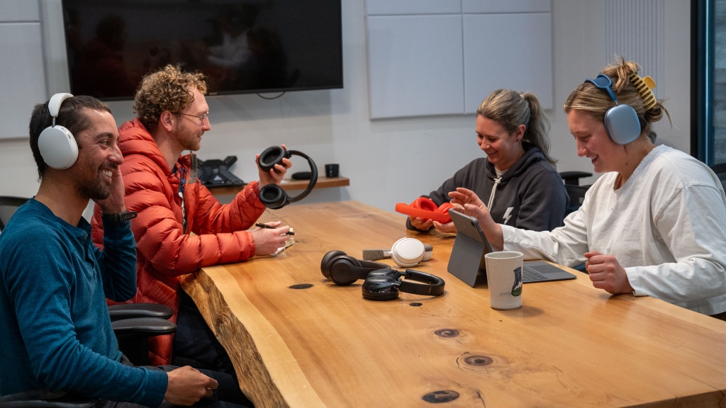 wireless headphones - we thoroughly evaluate each headphone, making accurate, side-by-side...