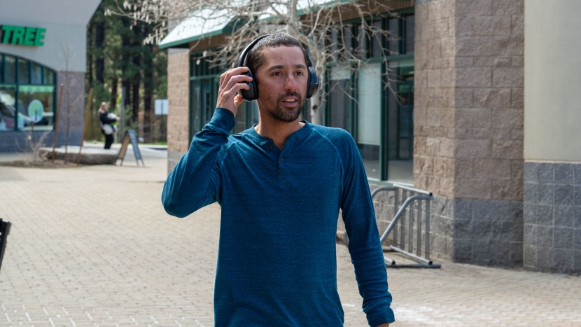 jbl tour one m2 - the tour one m2 is perfect for taking calls, but struggles to bring...