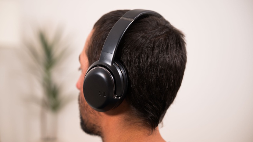 jbl tour one m2 - the jbl padding compresses on the headband and earcups, squishing...