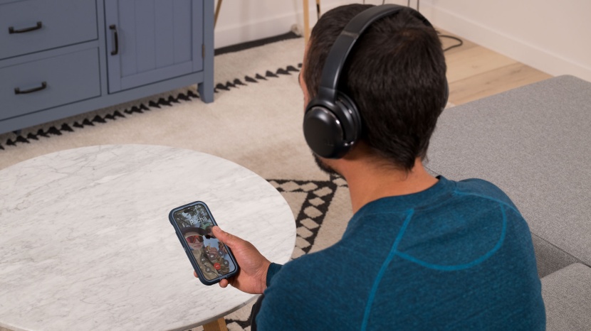 jbl tour one m2 - the m2 are suitable for those who value call quality above all else.