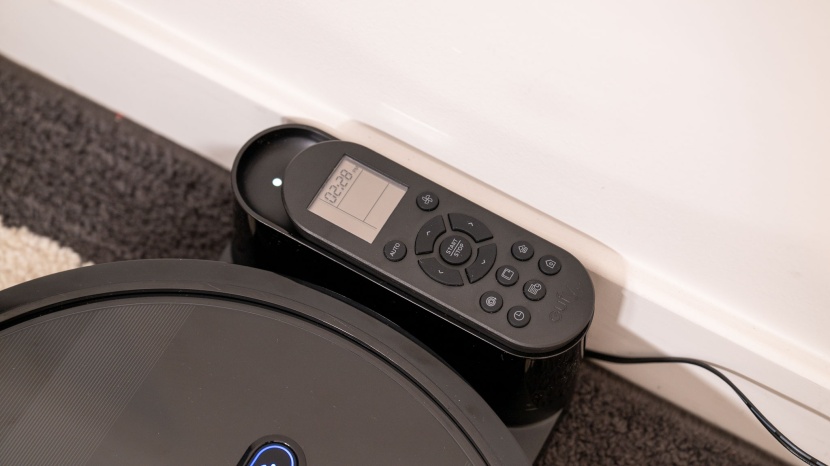 eufy 11s max - how refreshing! a remote is all that&#039;s needed to run the 11s max.