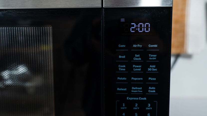 ge gcst10a1wss - the ge is simple to use and packs alot of features into one package.