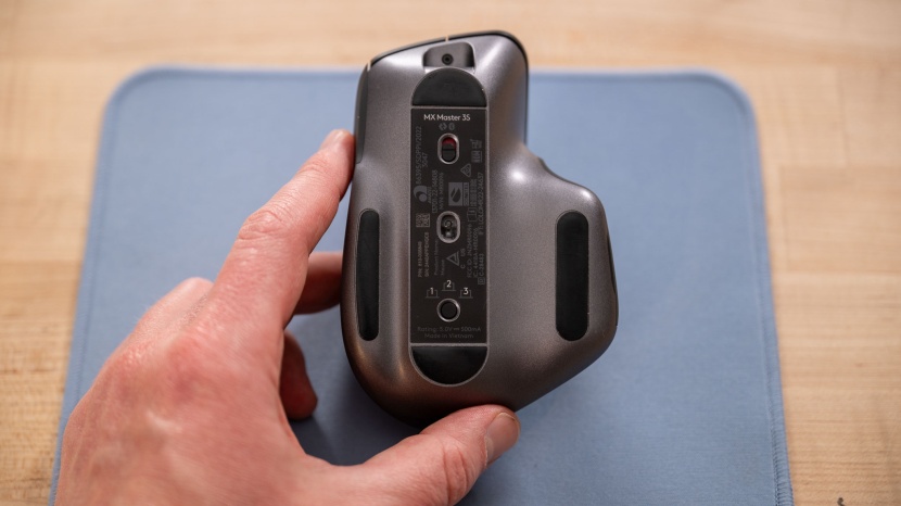 logitech mx master 3s - we were impressed at this logitech mouse's battery life.