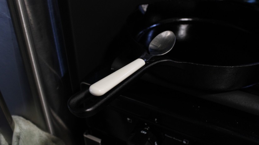 cast iron skillet - the groove in the handle of the greater goods 10&quot; is excellently...