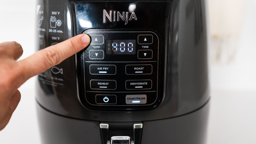 air fryer - i wish the temperature gaps were more evenly dispersed, but the...