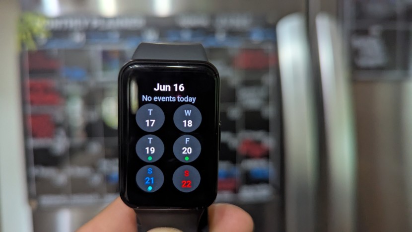 samsung galaxy fit3 - the calendar app on the fit3 is intuitive and easy to use.