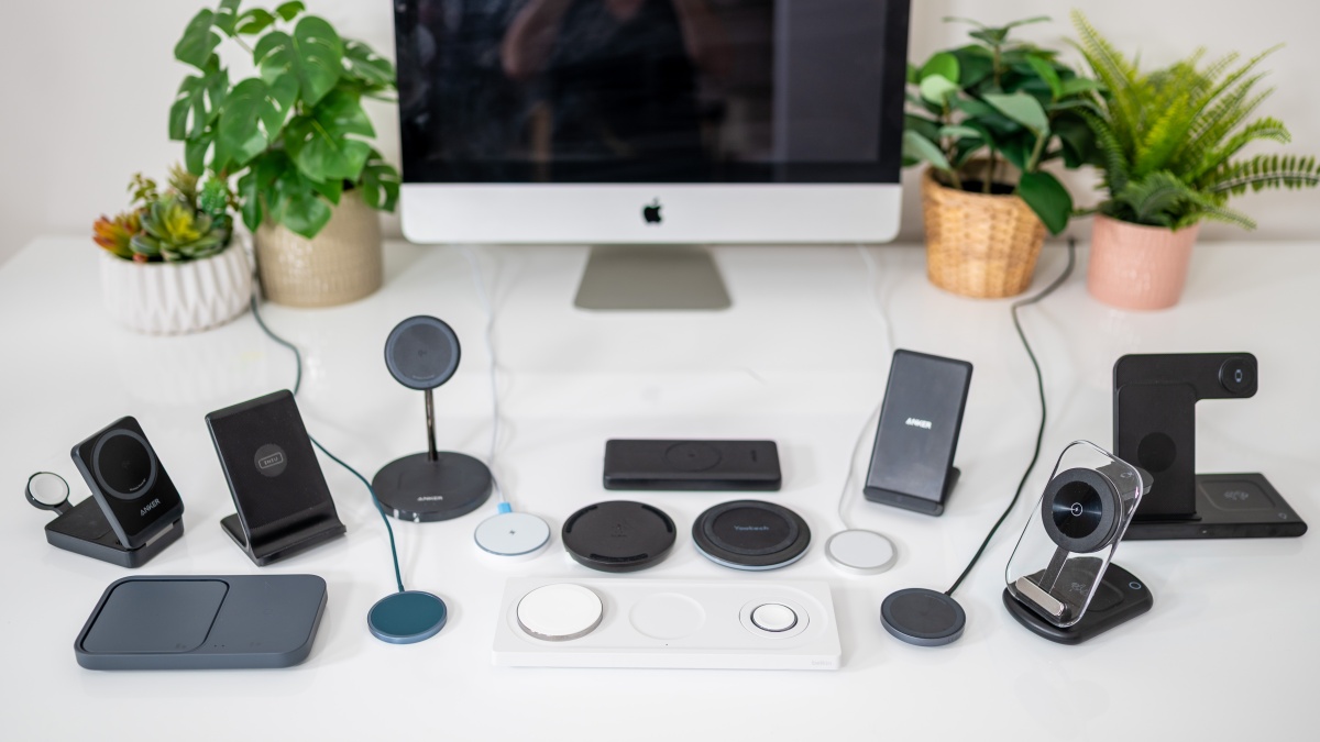 Best Wireless Charger Review (We tested 15 wireless charging pads and stands, including multi-purpose 2-in-1 and 3-in-1 models from manufacturers...)