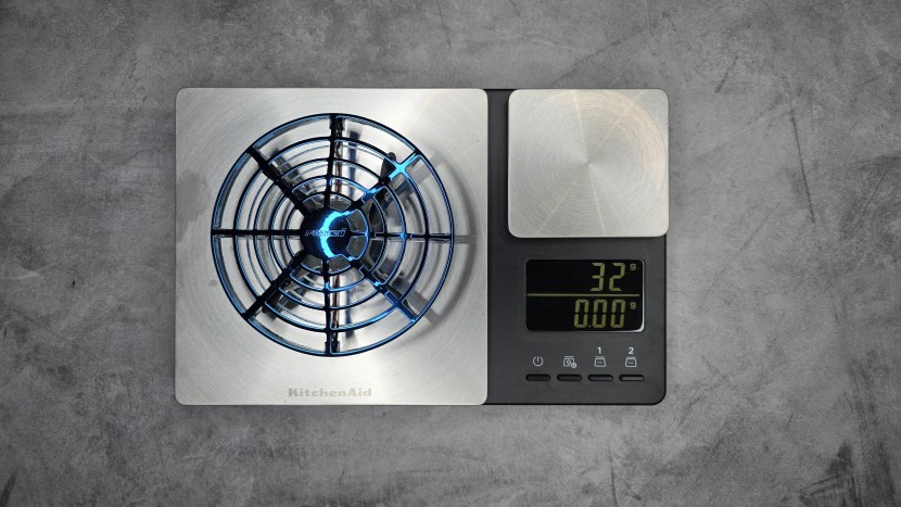 force1 scoot toy - weighing in at only 32 grams, the force1 scoot toy is very...