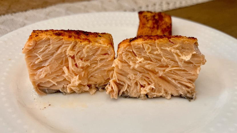 the cosori turboblaze salmon tasted delicious and had a nicely crisp...