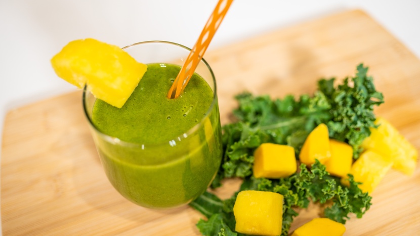 the bluicer pro made a lovely green smoothie with a soft and creamy...