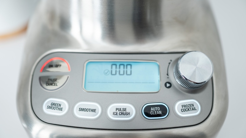 breville 3x bluicer pro - a straightforward and boldly labeled interface. breville knows how...