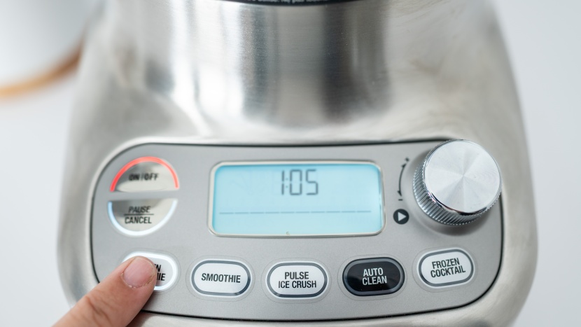 breville 3x bluicer pro - it doesn't get easier than one-touch controls.