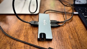 laptop docking station