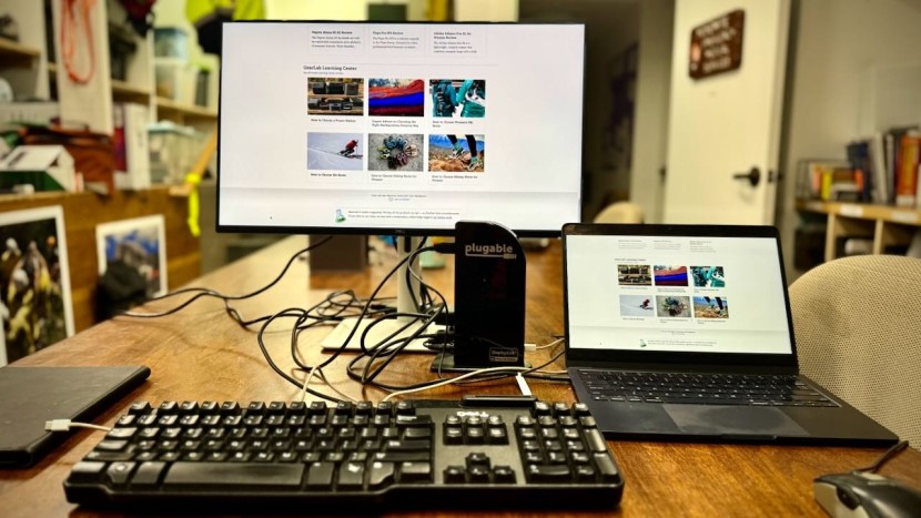 laptop docking station - the plugable 4k usb c docking station features 3x hdmi and 3x...