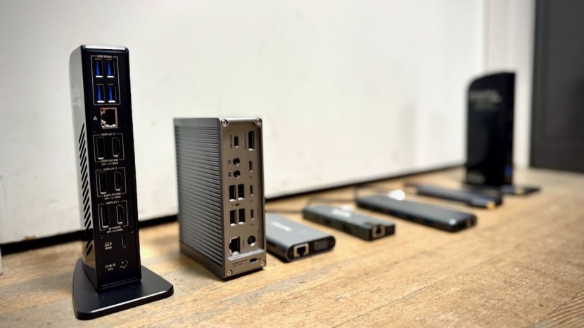 laptop docking station - there are a wide variety of docking station shapes and sizes...