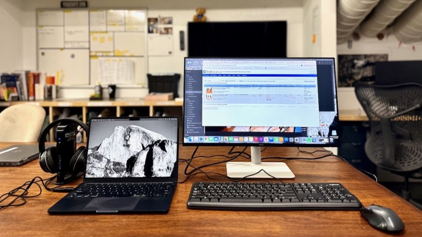 laptop docking station - the hybrid 2-in-1 usb 3.0/usb-c cable on the plugable universal dual...