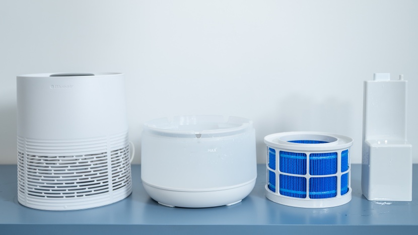 blueair invisiblemist h35i - the fully disassembled unit. you&#039;ll want to replace the filter every...