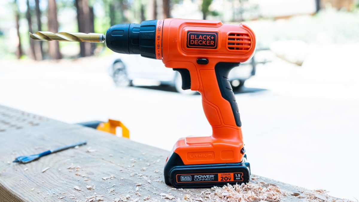 Black+Decker 20V Max PowerConnect LD120VA Review