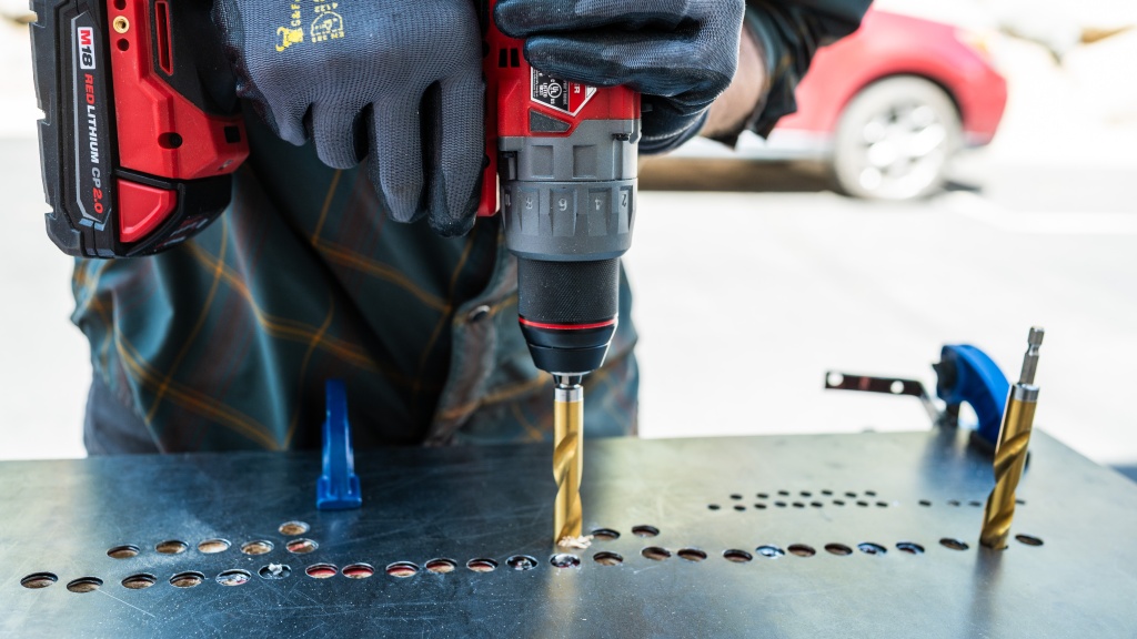 milwaukee m18 fuel 1/2" drill/driver 2903-20 - the speed with which the m18 pushed through 16-gauge steel was...