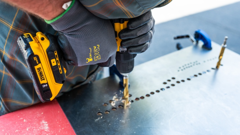 dewalt 20v max brushless 1/2 in. cordless compact drill driver dcd793b - with a blazing fast performance against steel, we love the feel of...