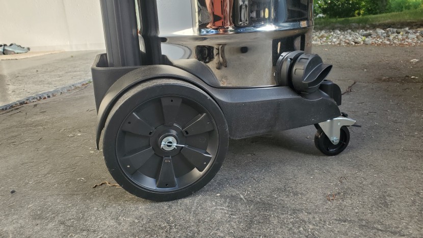 vacmaster beast 14-gallon - large wheels make wheeling over rough surfaces easy.