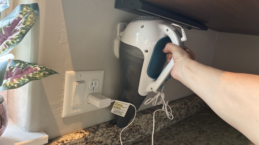 handheld vacuum - storage mounts give you a secure place to store your handheld easily.