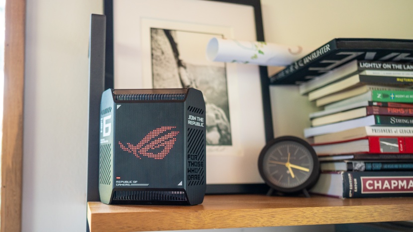 asus rog rapture gt6 - the rapture nodes design sticks out like a sore thumb in most...