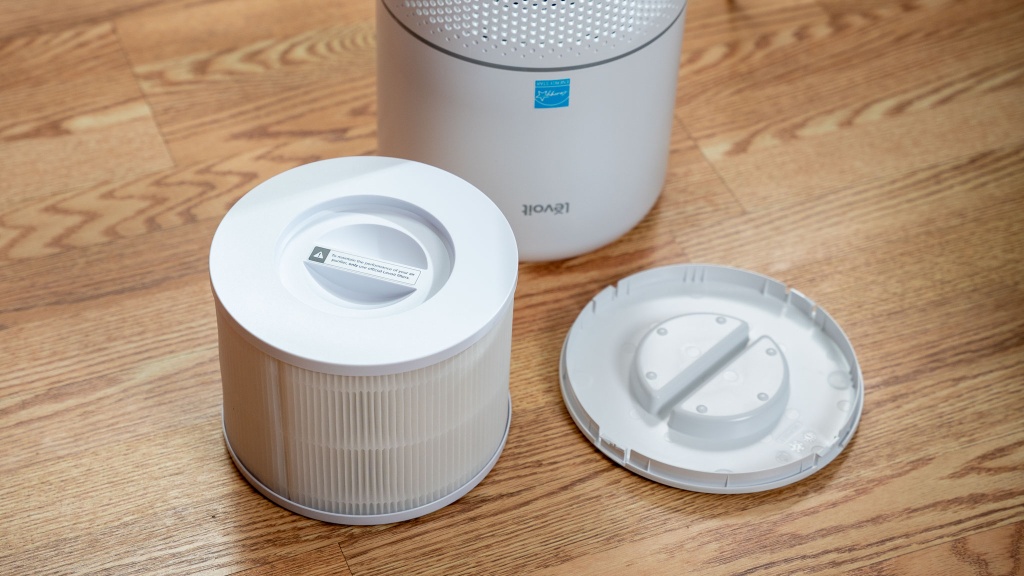 levoit core 300-p - with great scores i both air cleaning performance and ease of use...