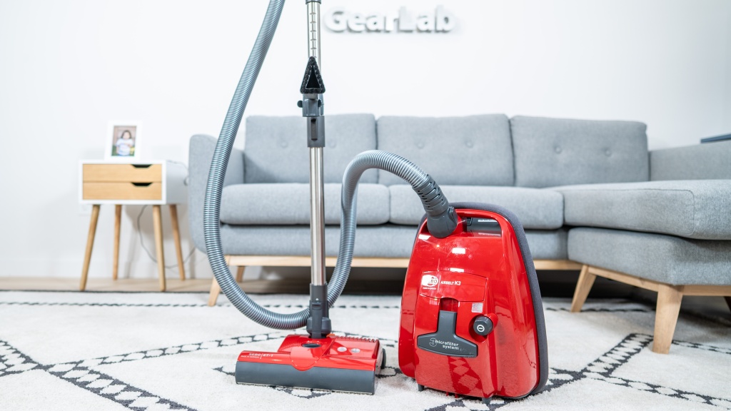 sebo airbelt k3 premium - the sebo airbelt has a rolling brush head much like an upright vacuum.