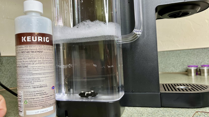 keurig coffee maker - the keurig k-supreme has a faster descaling process at just 20...