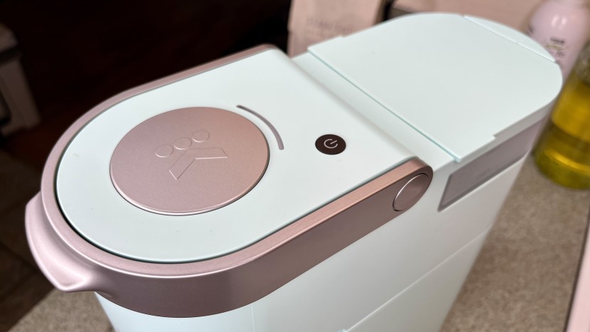 there are only two buttons on the k-mini -- power and brew.