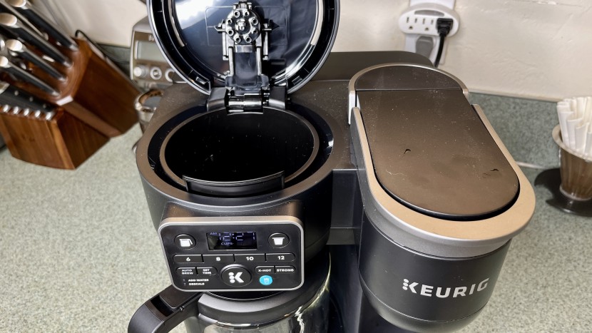 keurig coffee maker - the k-duo has multiple ways to make your keurig drink your own, plus...