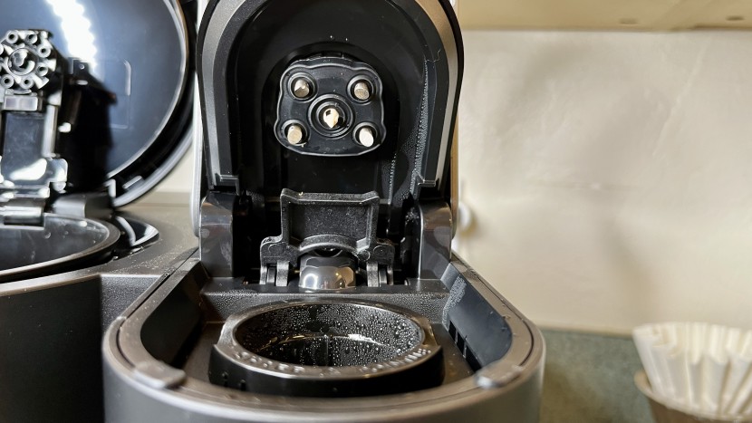 the keurig k-duo hot &amp; iced gen 2 uses a five-needle injector...